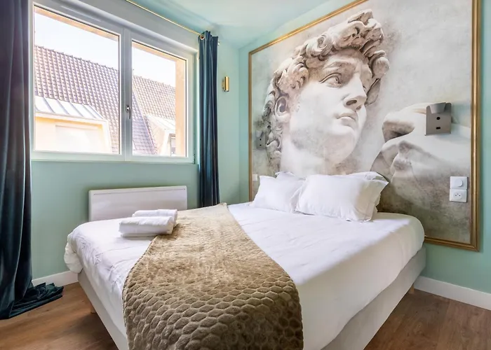 L\'Antique Plaza, Appartement Atypique Et Unique Avec Balneo, Proche Centre Et Plage