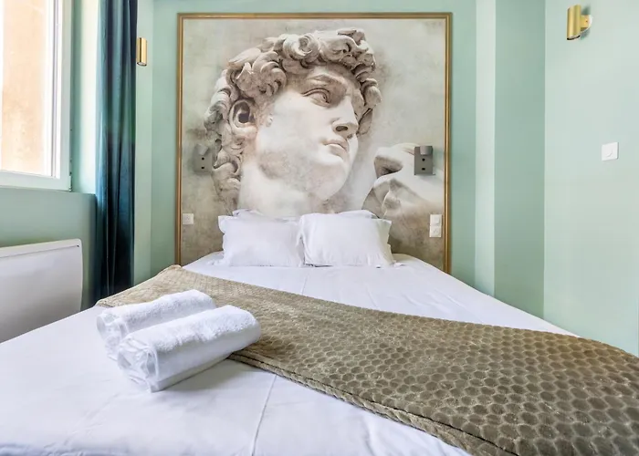 L\'Antique Plaza, Appartement Atypique Et Unique Avec Balneo, Proche Centre Et Plage